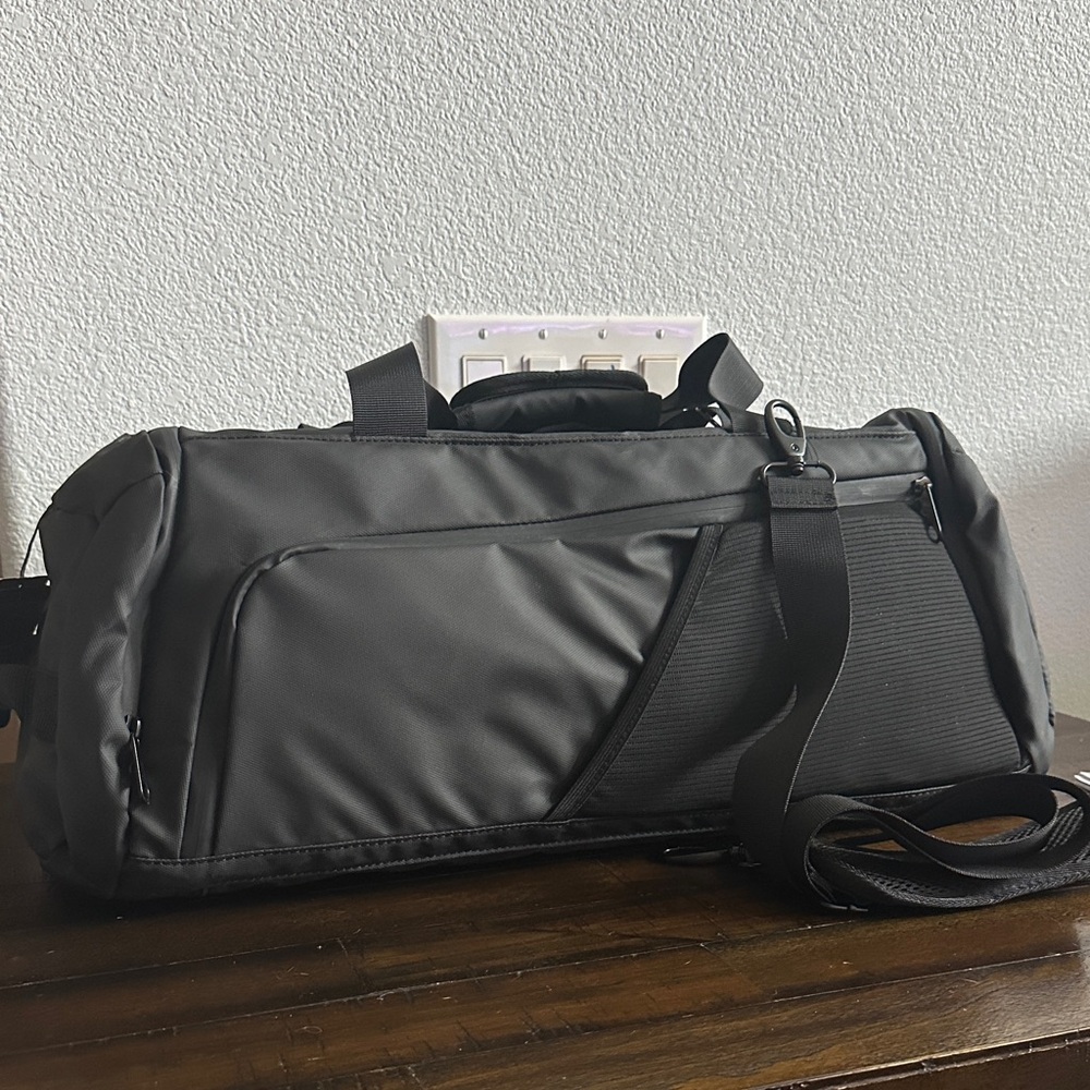 ALPHATEC by Alfani Black Duffel Bag NWT